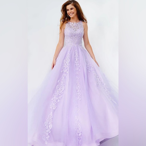 PROM DRESS LILAC - Picture 1 of 2